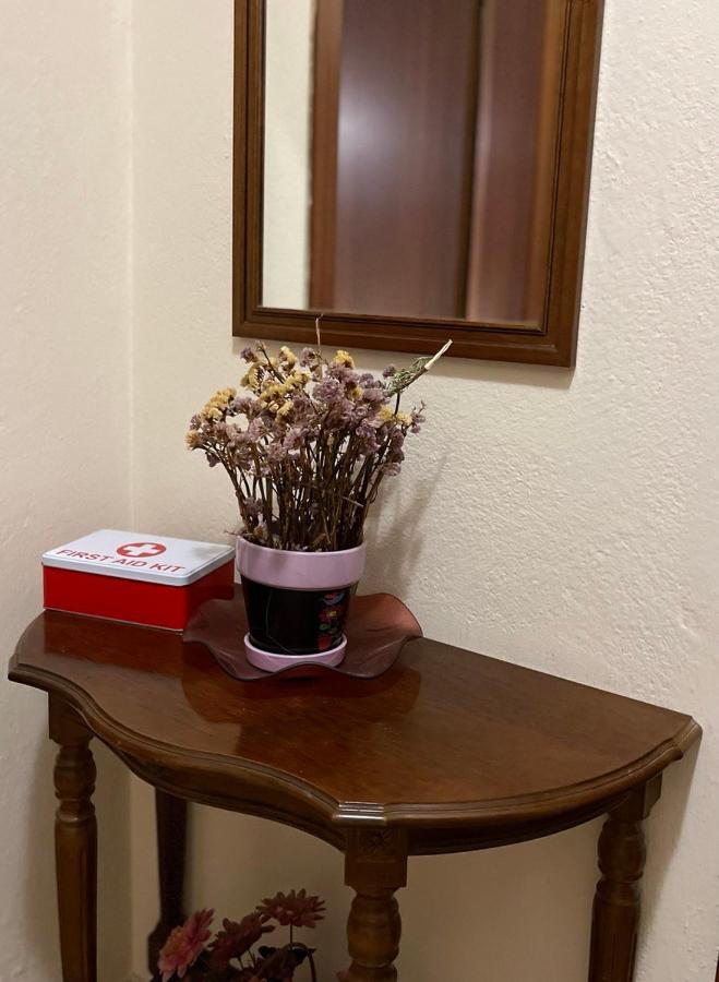 Kristi'S Apartment In The Heart Of Тирана Екстериор снимка